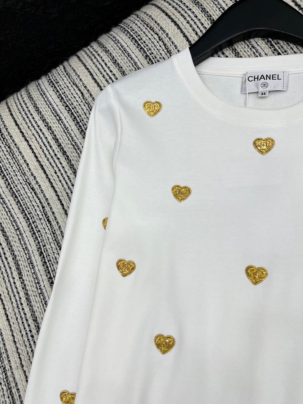 2025 New Metal Badge Long-Sleeved T-Shirt