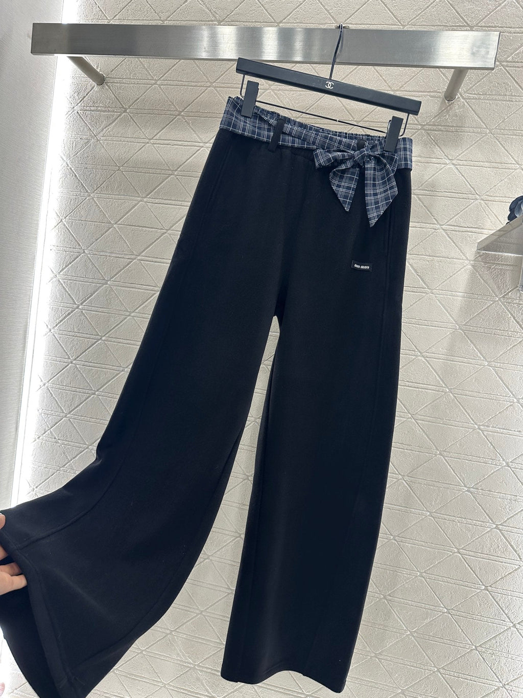 Fleece-lined Plaid Wide-Leg Trousers with Belt