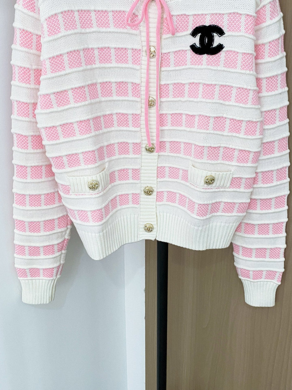 New two-tone cardigan