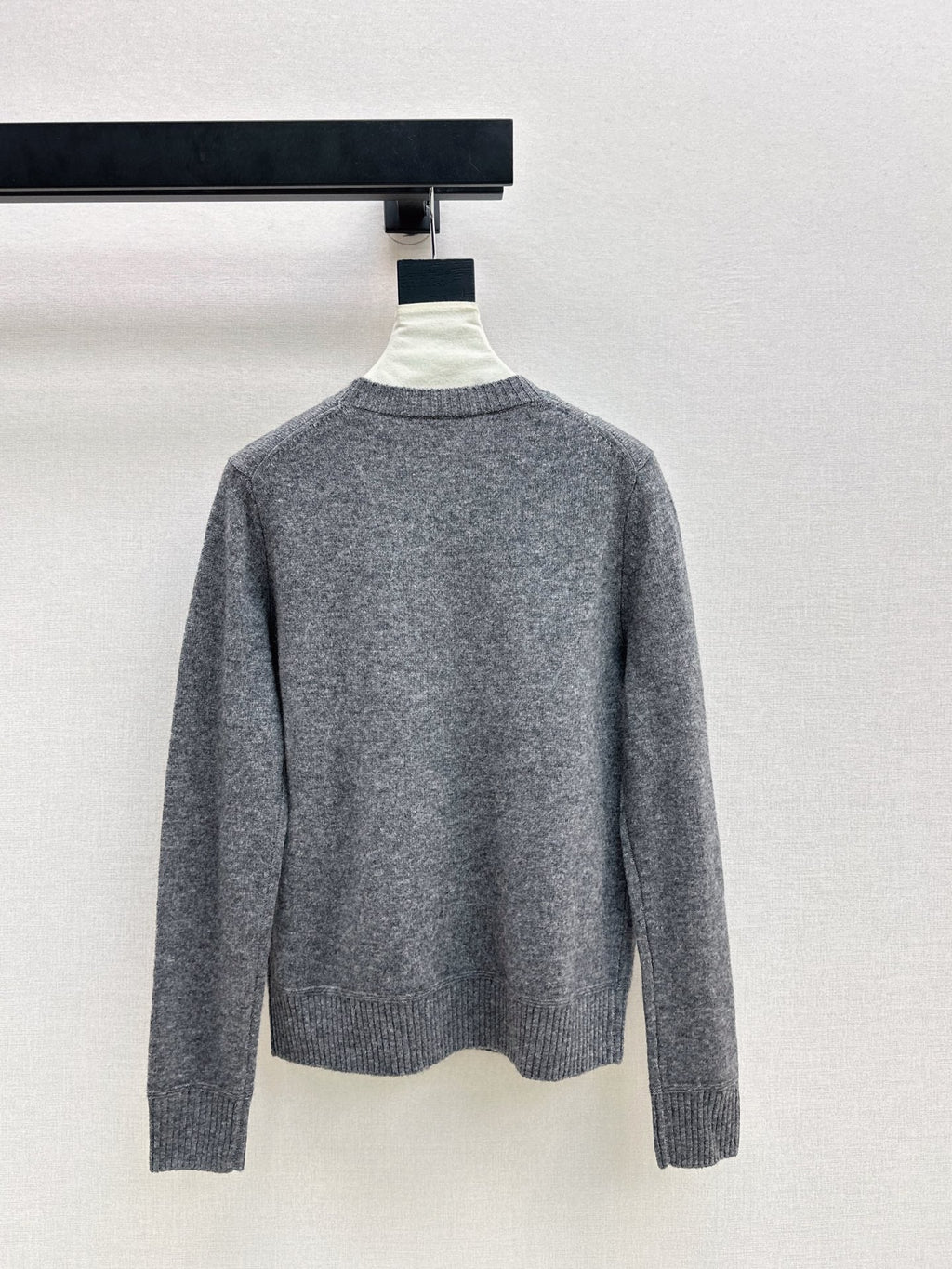 Latest Autumn/Winter Simple Pullover Crew Neck Sweater