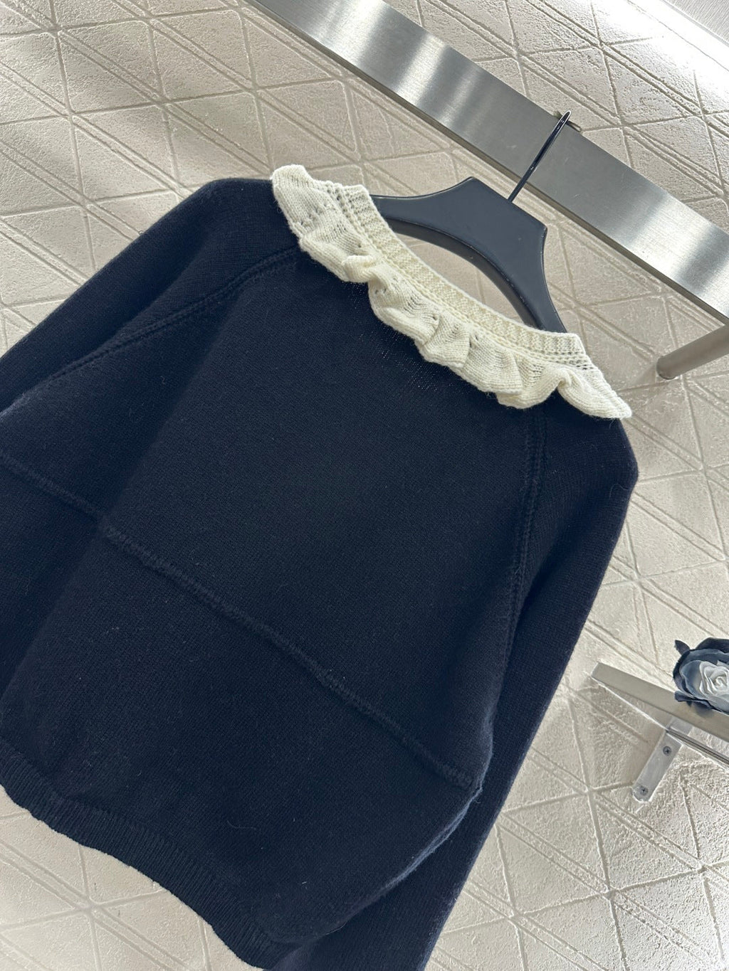 Lace Collar Knit Cardigan