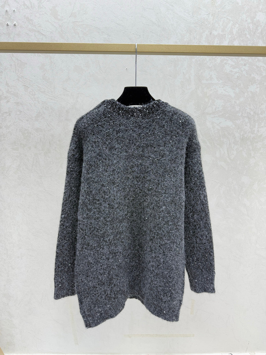 Solid color sequined round neck knit long sleeve