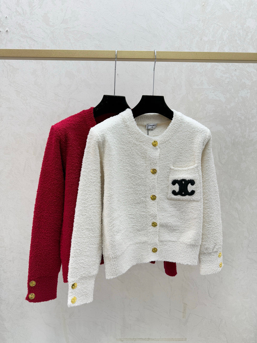 Color-blocked letter embroidered round neck knit long-sleeved cardigan
