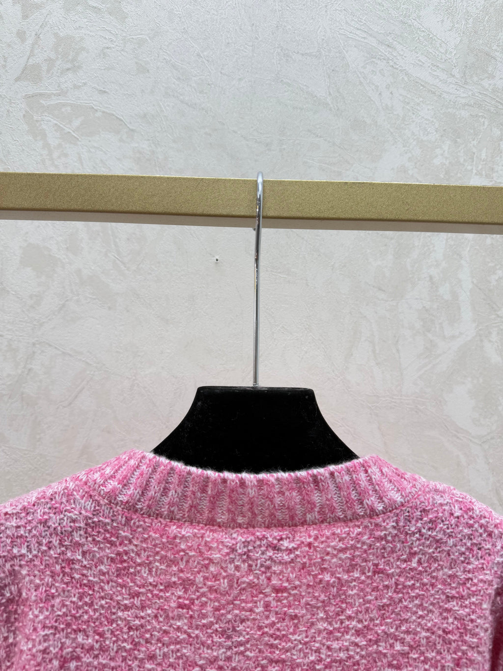 Color-blocked letter crew neck knit long-sleeved cardigan