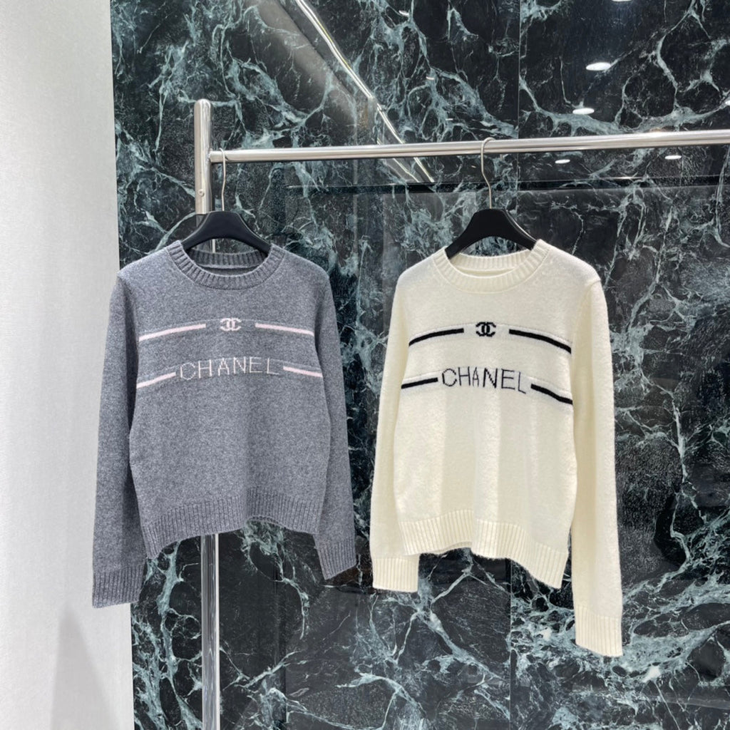 Embroidered jacquard logo top