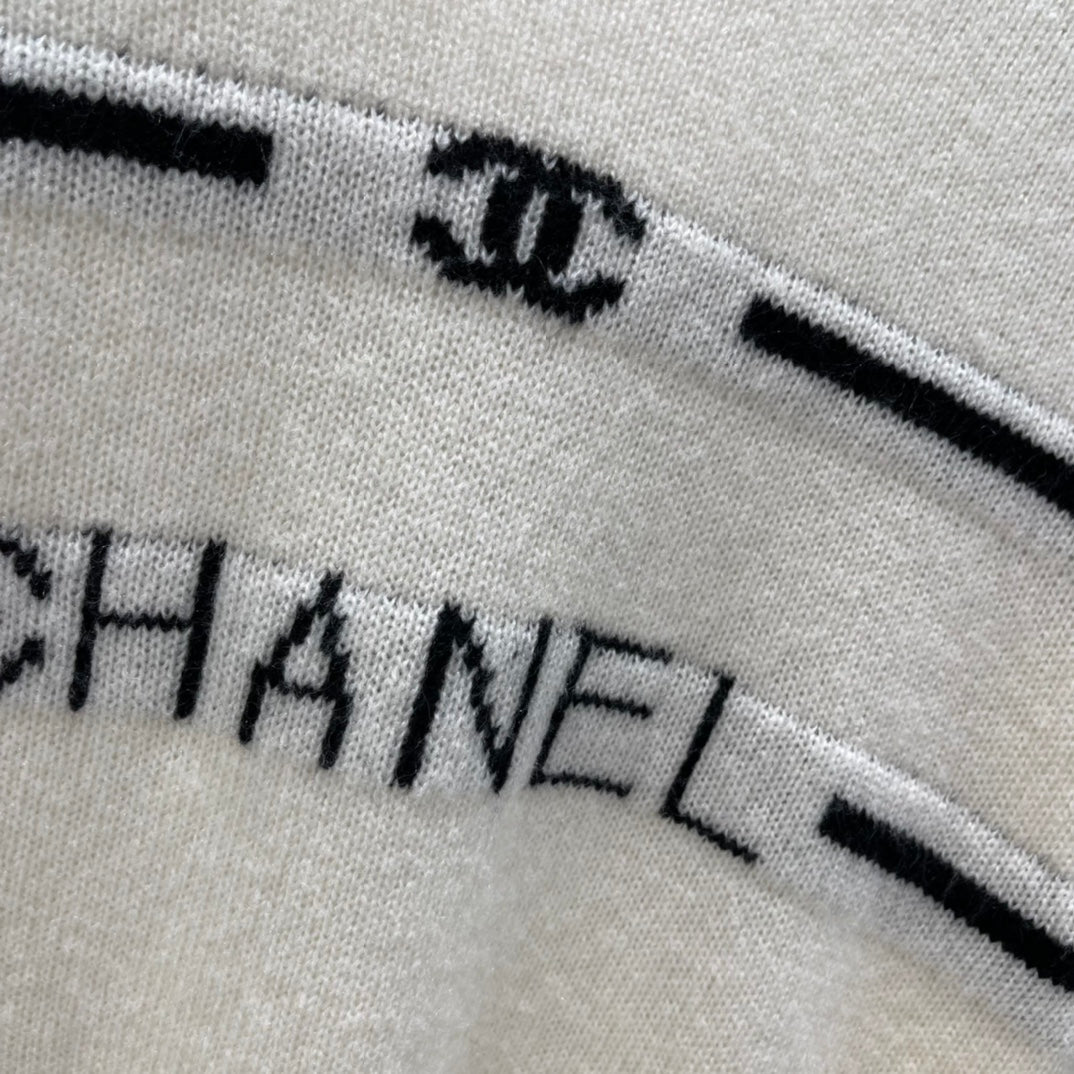 Embroidered jacquard logo top