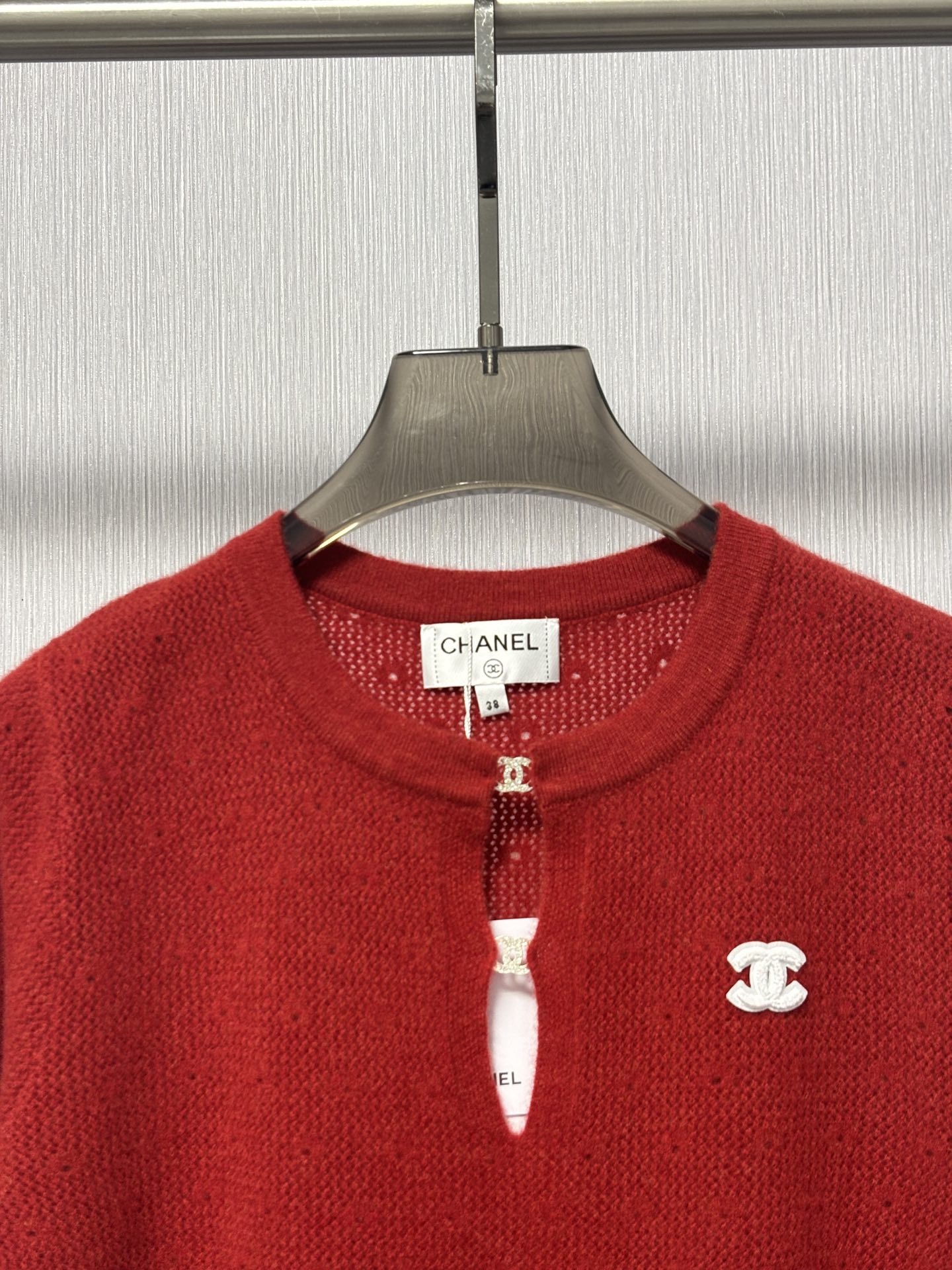 New round neck, letter logo, 3D jacquard, hot-stamped rhinestone button decoration, hollowed-out soft and comfortable casual knit long sleeve