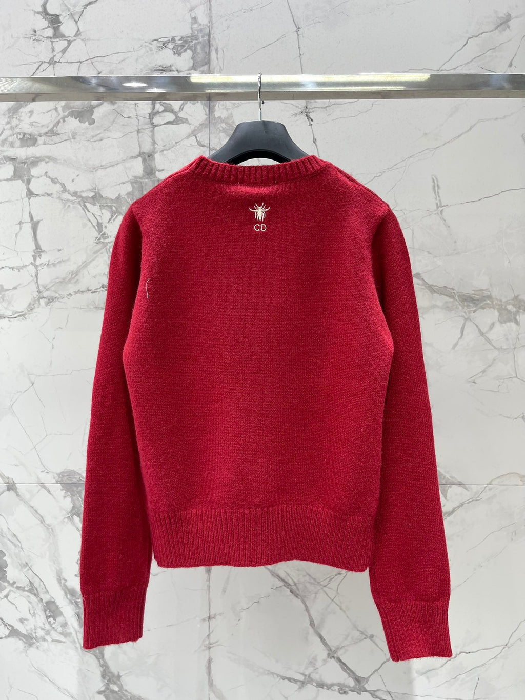 New heavy-duty star embroidery and rhinestone details knit sweater