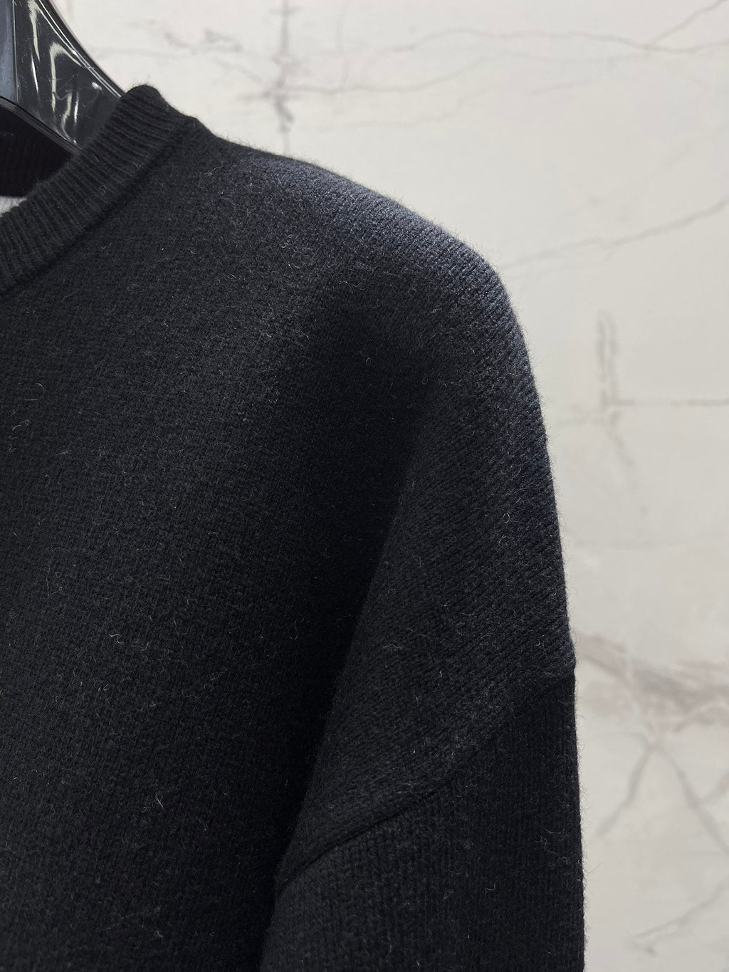 Jacquard Knit Crew Neck Long-Sleeve Cropped Top