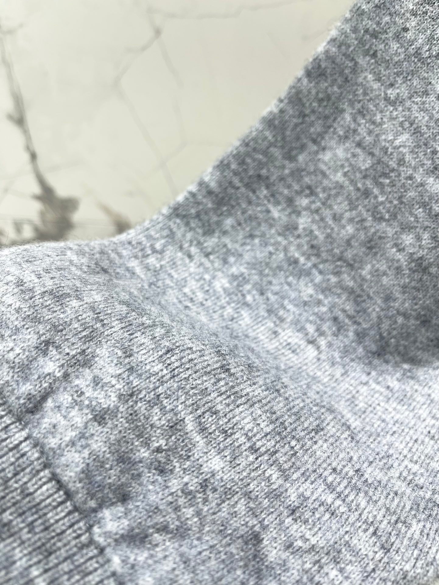 Jacquard Knit Crew Neck Long-Sleeve Cropped Top