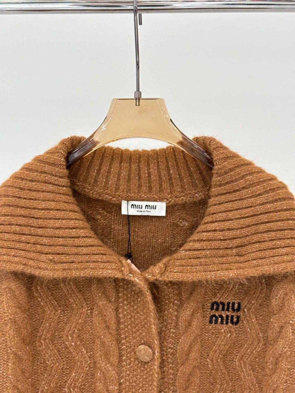 25 New Design Lapel Cardigan
