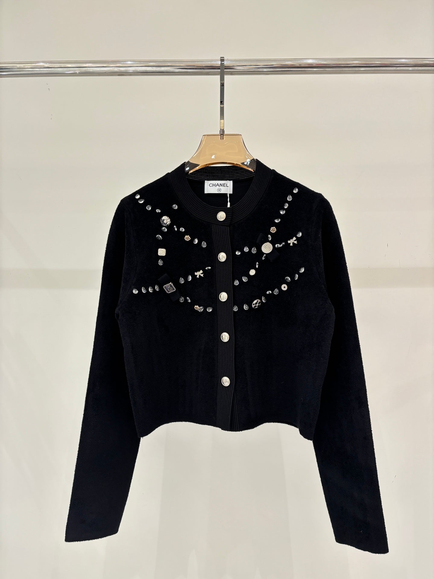 25NEW Beaded Knit Cardigan