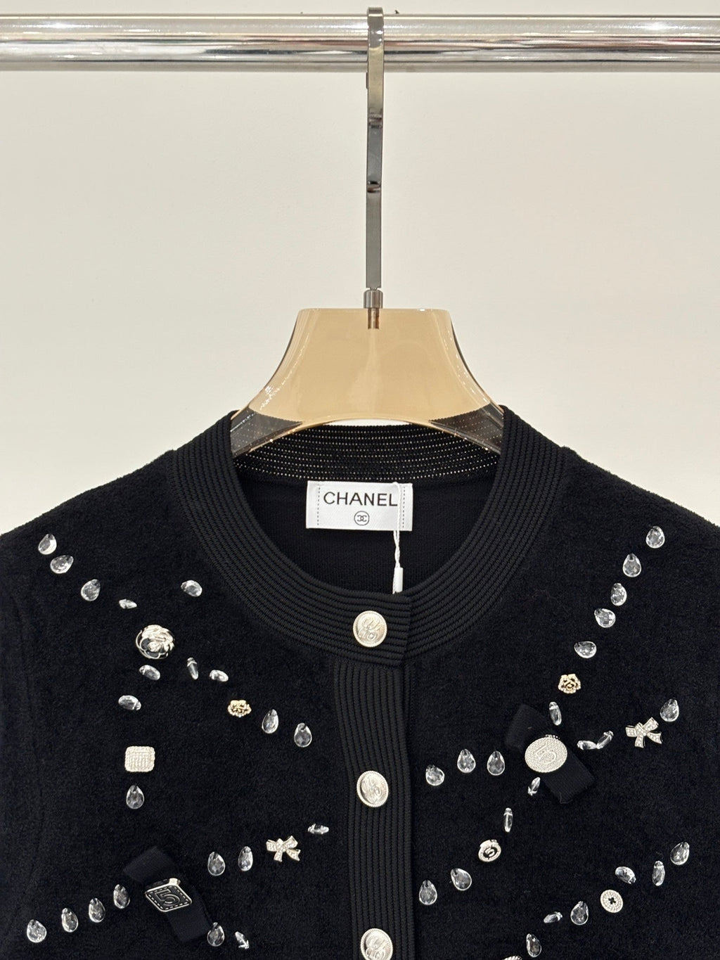 25NEW Beaded Knit Cardigan