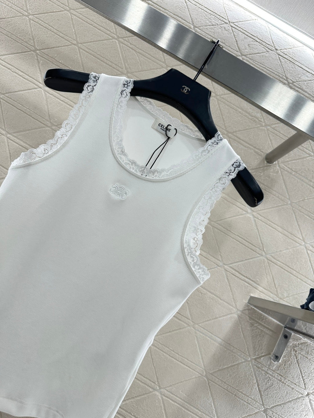 26NEW Lace Trim Vest