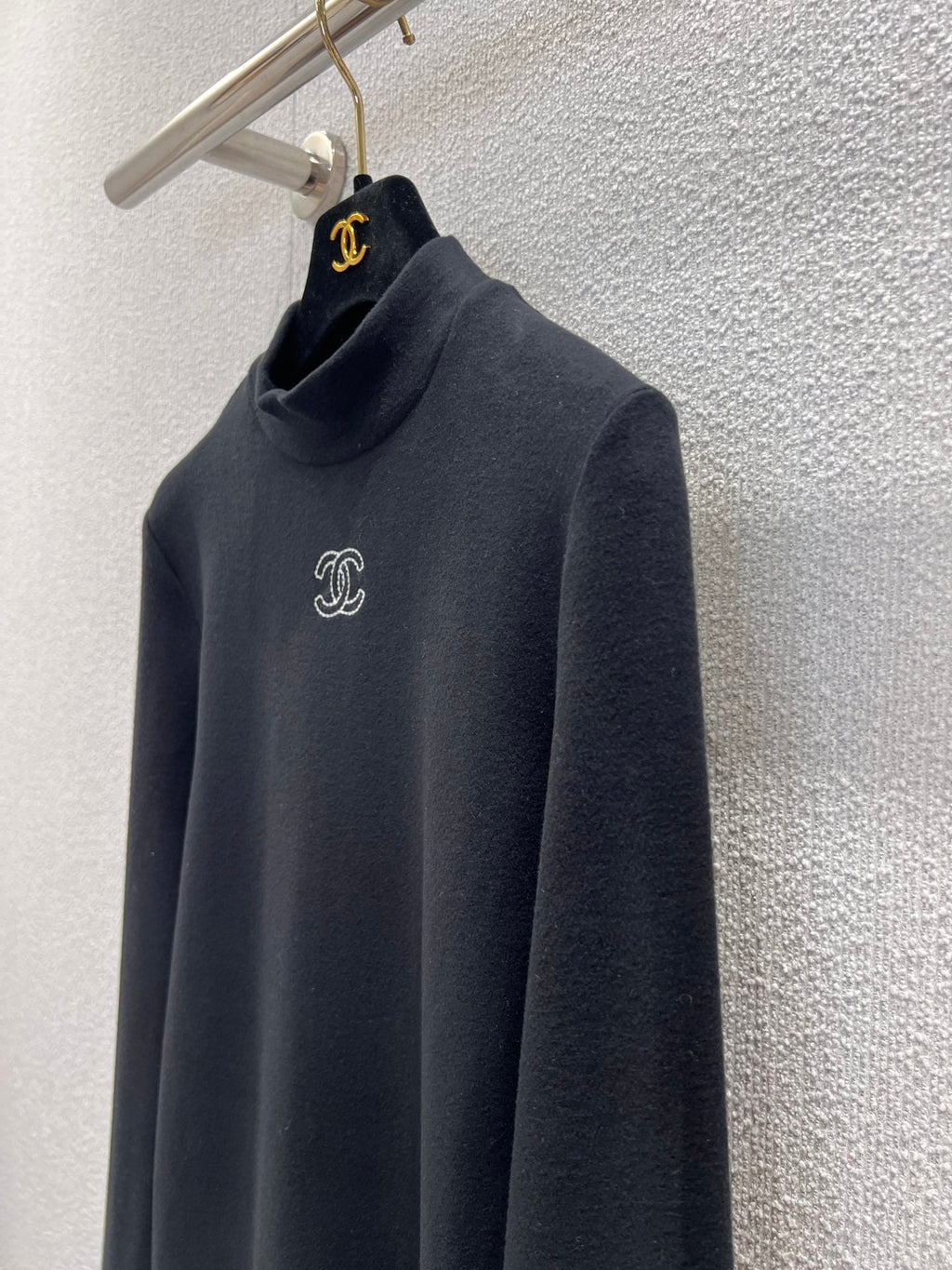 25NEW Ski Series Embroidered Fleece-Lined