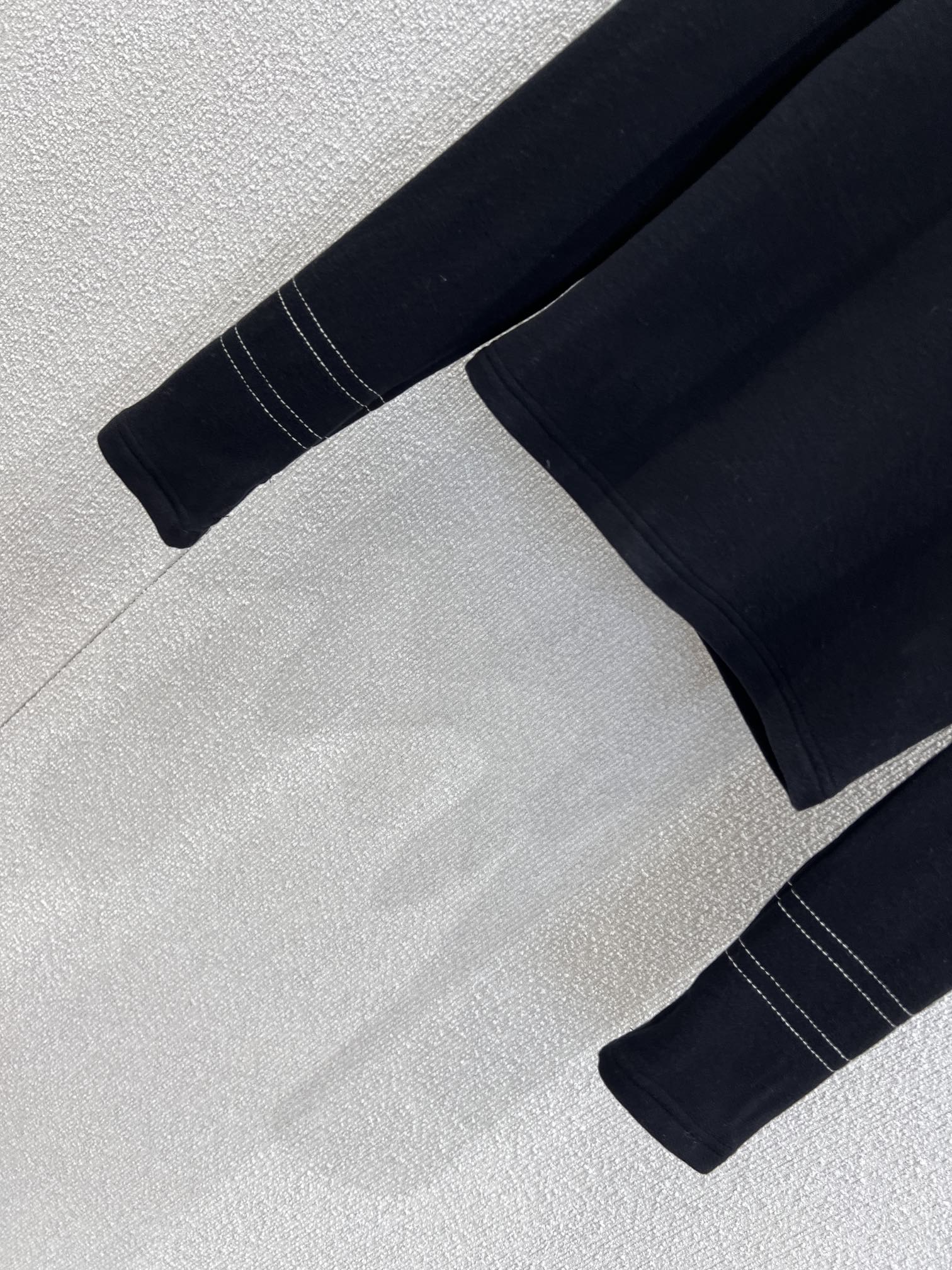 25NEW Ski Series Embroidered Fleece-Lined