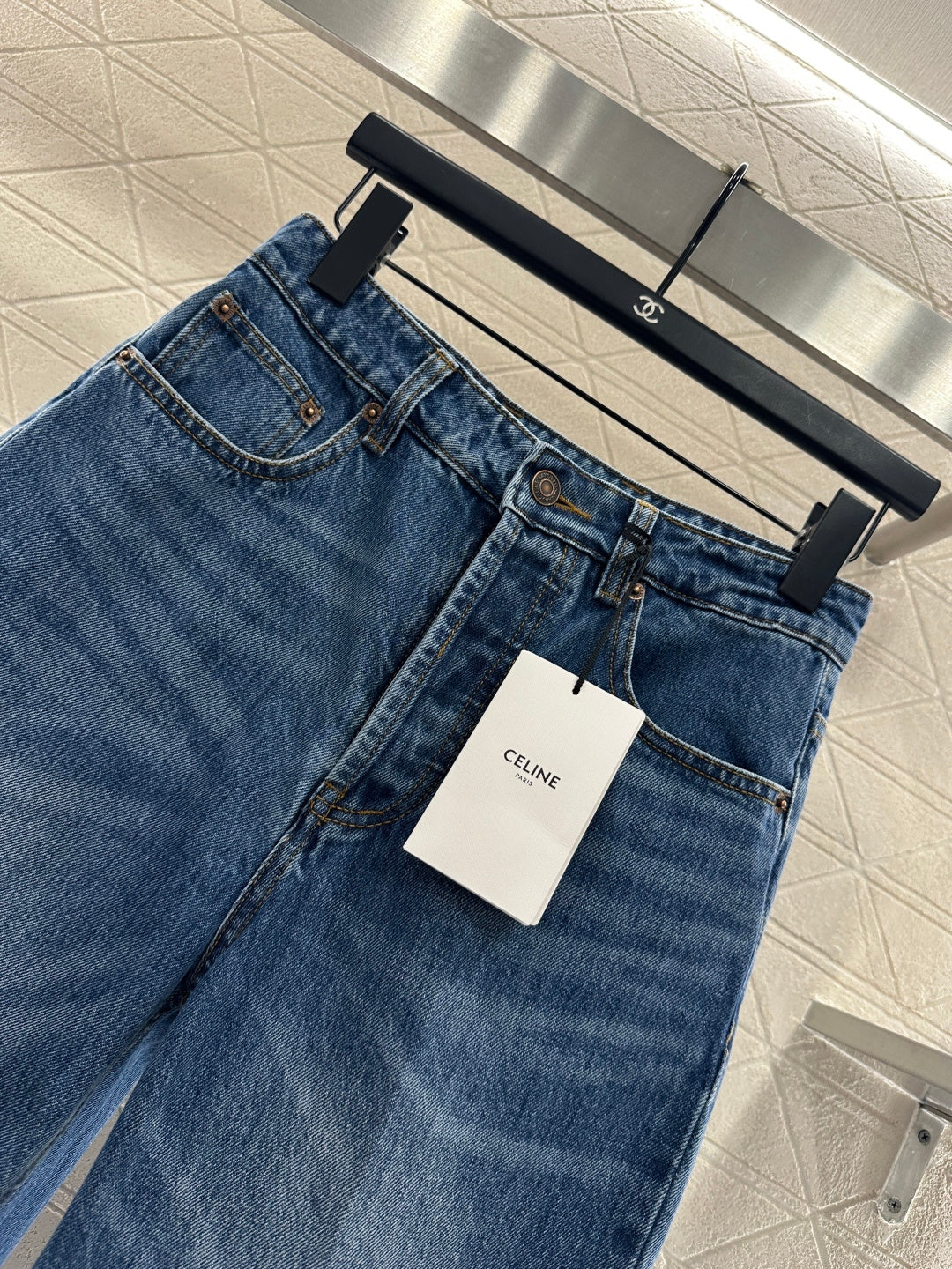 26NEW Leather Label Straight-Leg Jeans