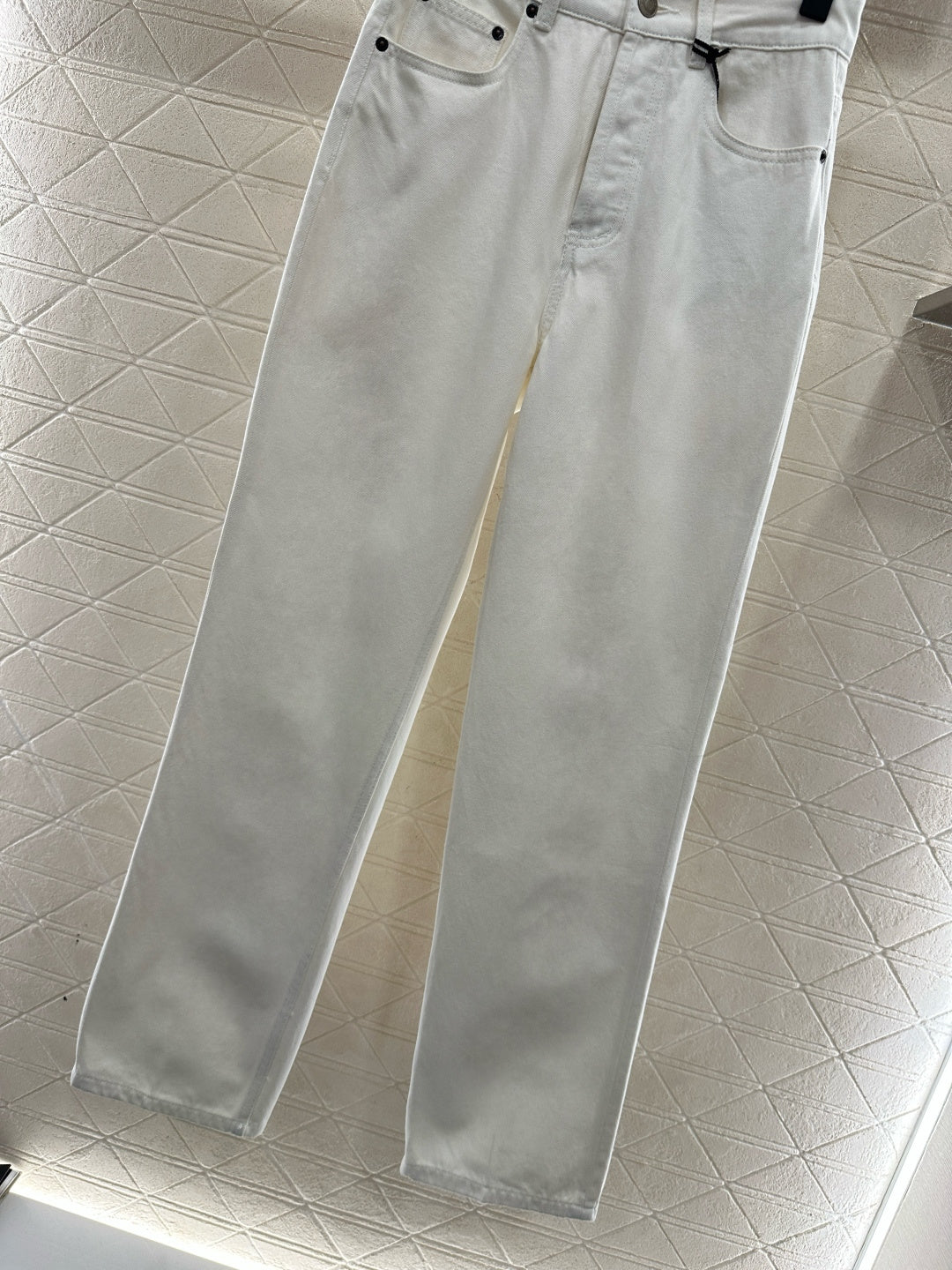 26NEW Leather Label Straight-Leg Jeans