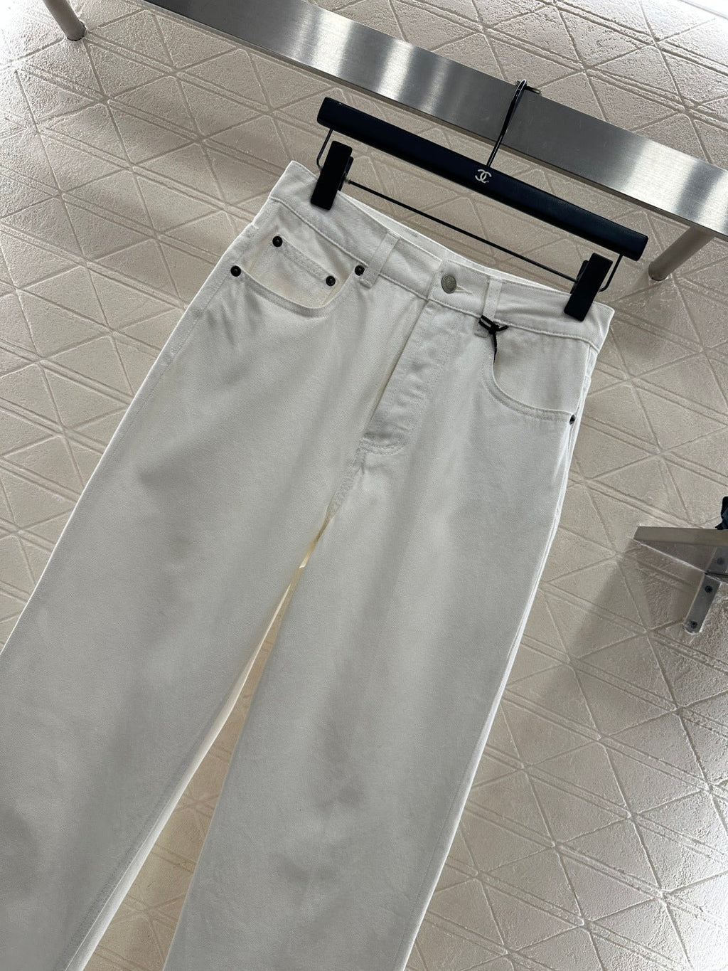 26NEW Leather Label Straight-Leg Jeans