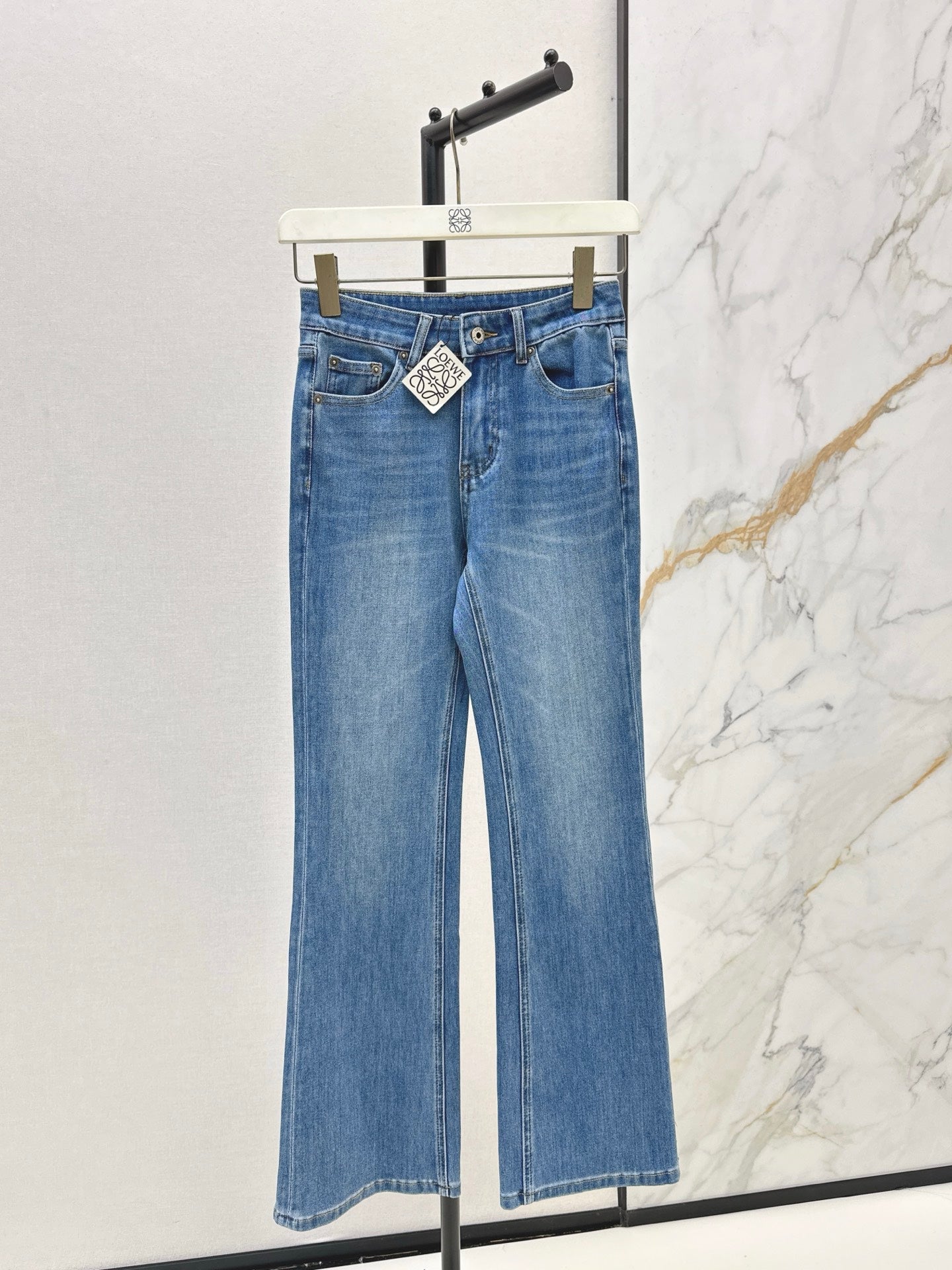 26NEW Versatile, minimalist style casual flared trousers