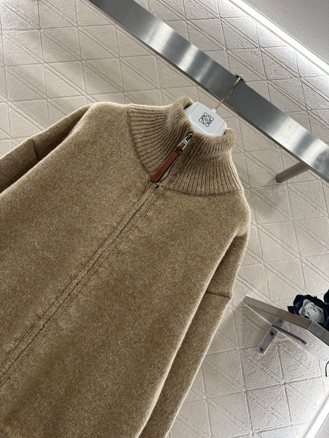 26NEW Knitted Zip-Up Cardigan Jacket