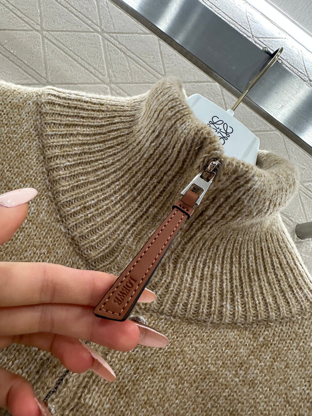 26NEW Knitted Zip-Up Cardigan Jacket