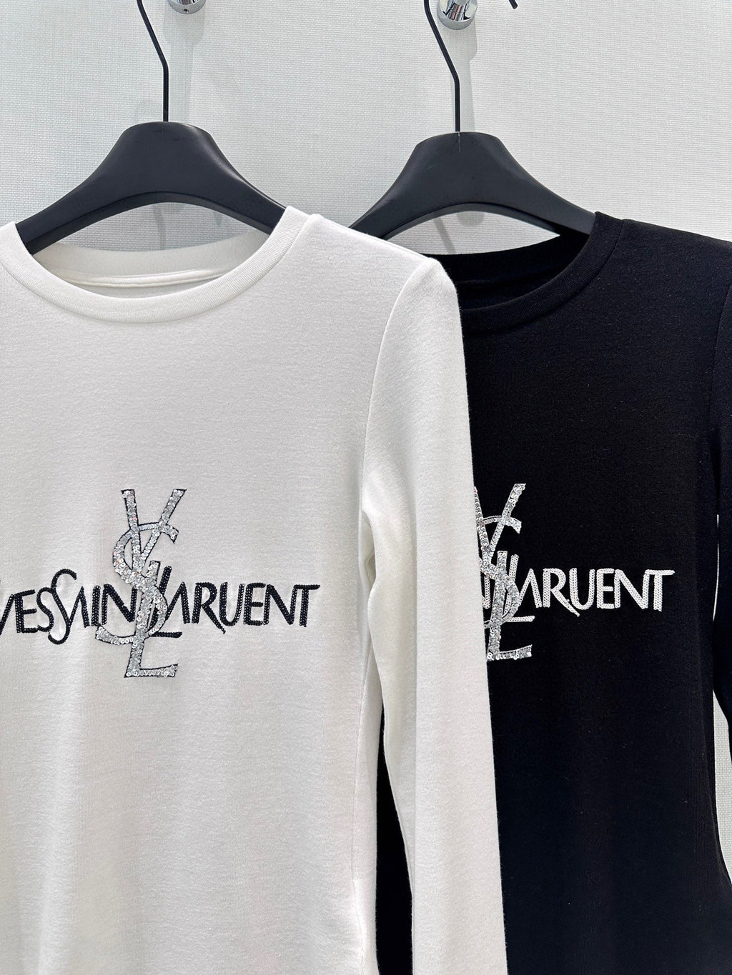 26 NEW long-sleeved T-shirt