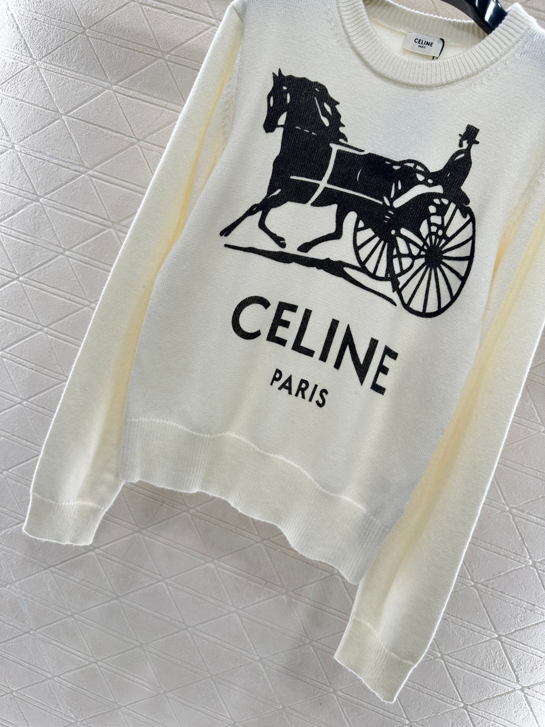 26 NEW Printed Knitted Sweater