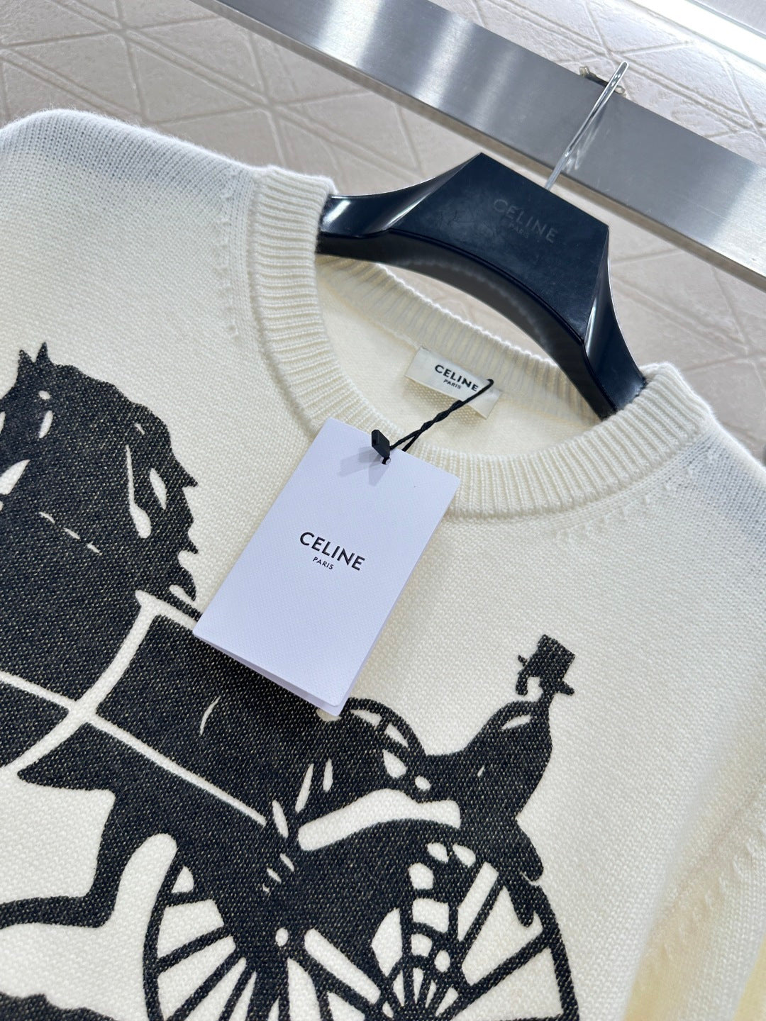26 NEW Printed Knitted Sweater