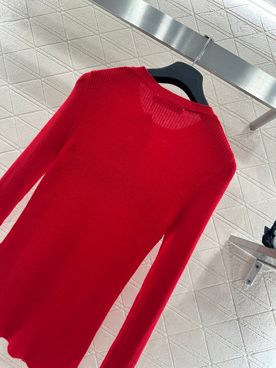 26NEW Crew Neck Logo Knitted Base Layer Shirt
