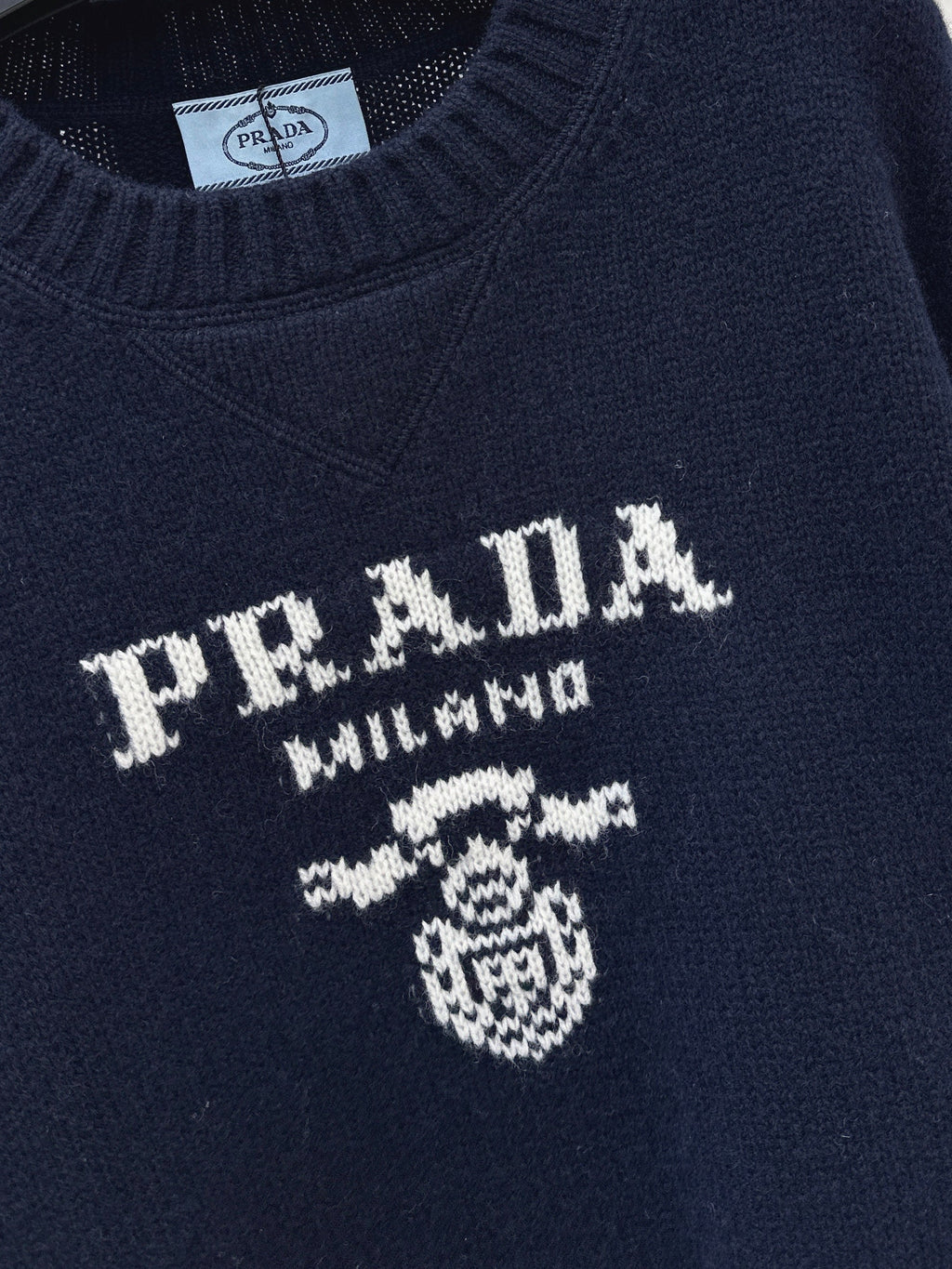 26NEW Cashmere Basic Sweater