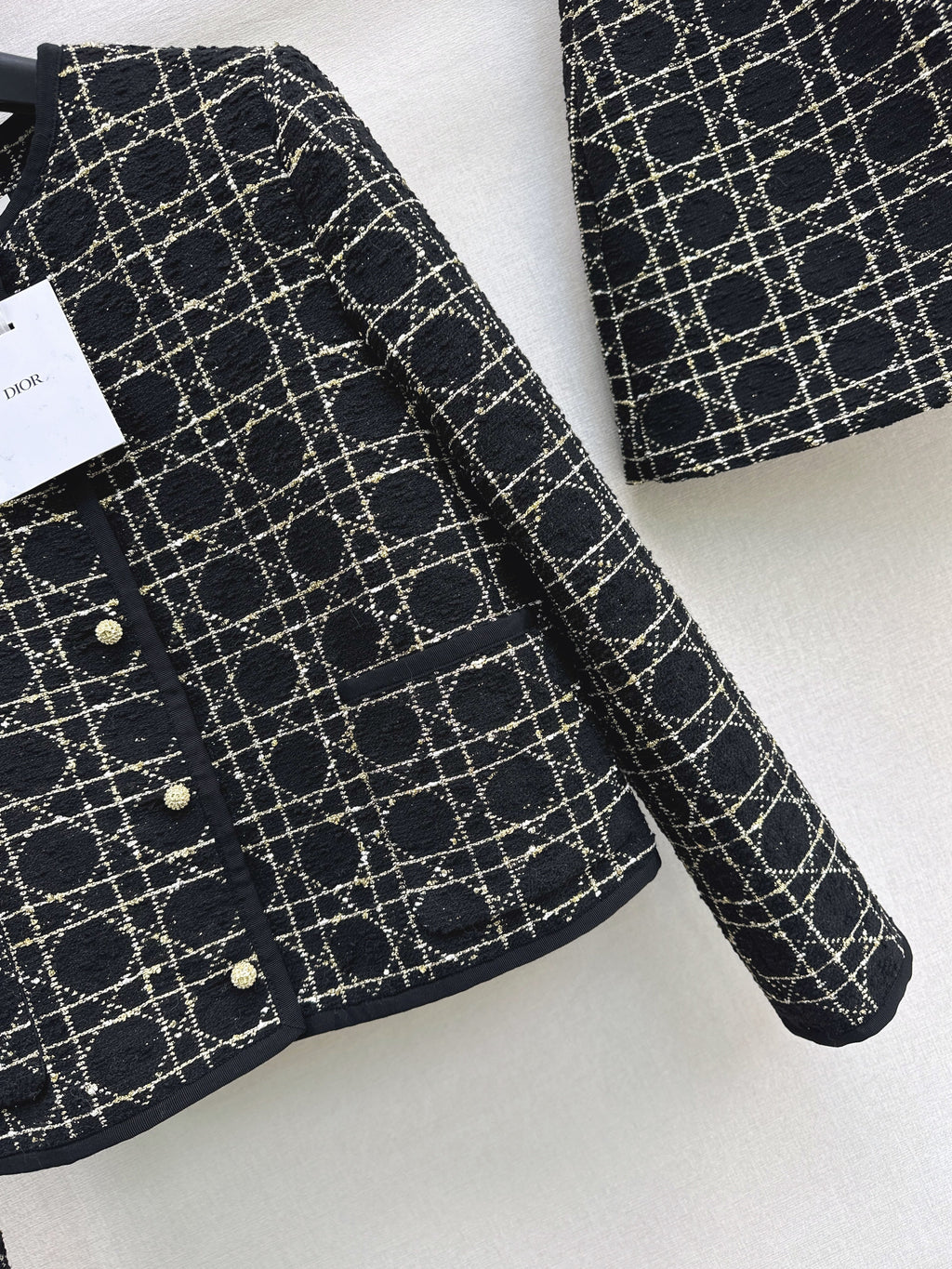 26 NEW Tartan Suit
