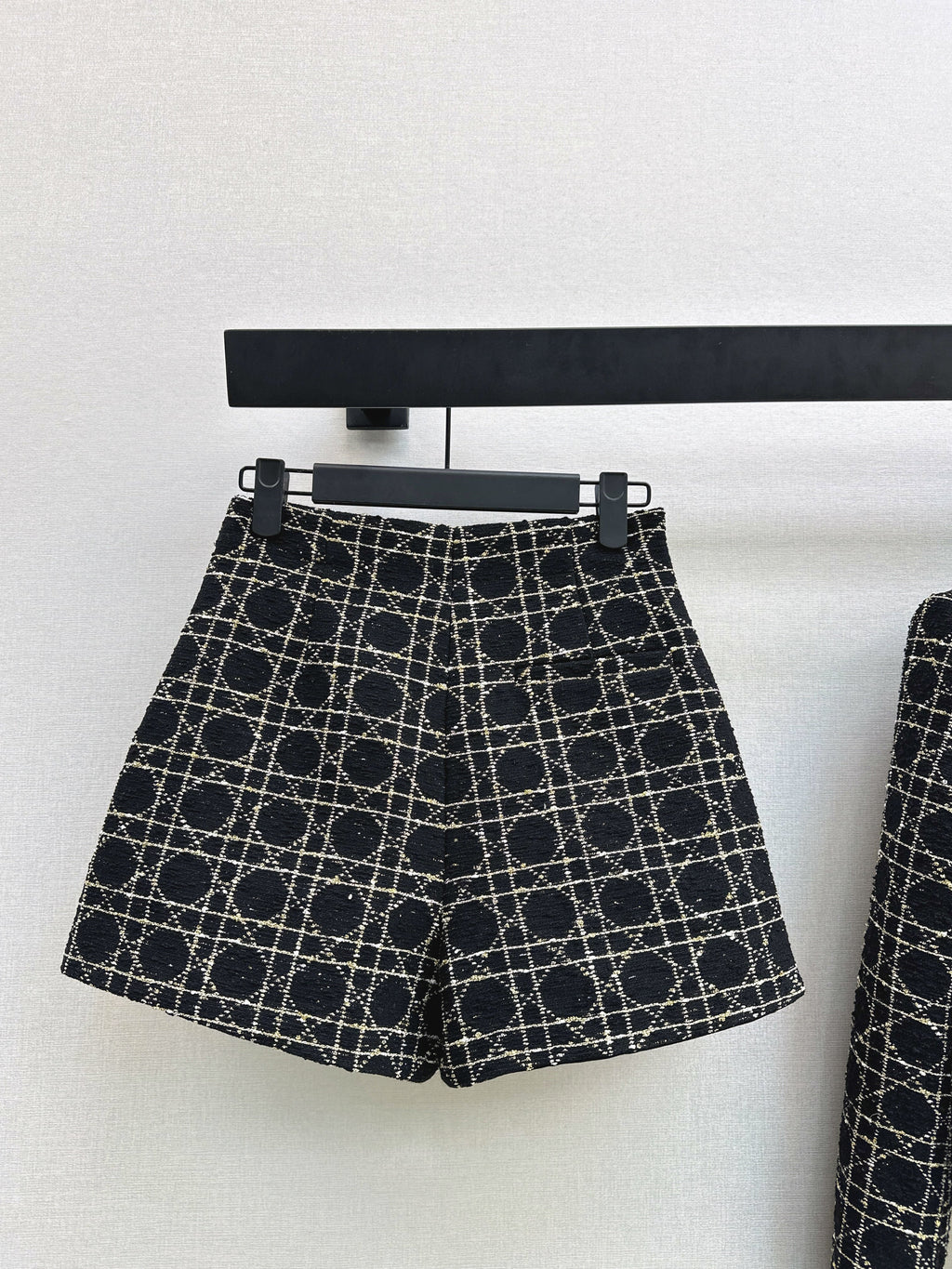 26 NEW Tartan Suit