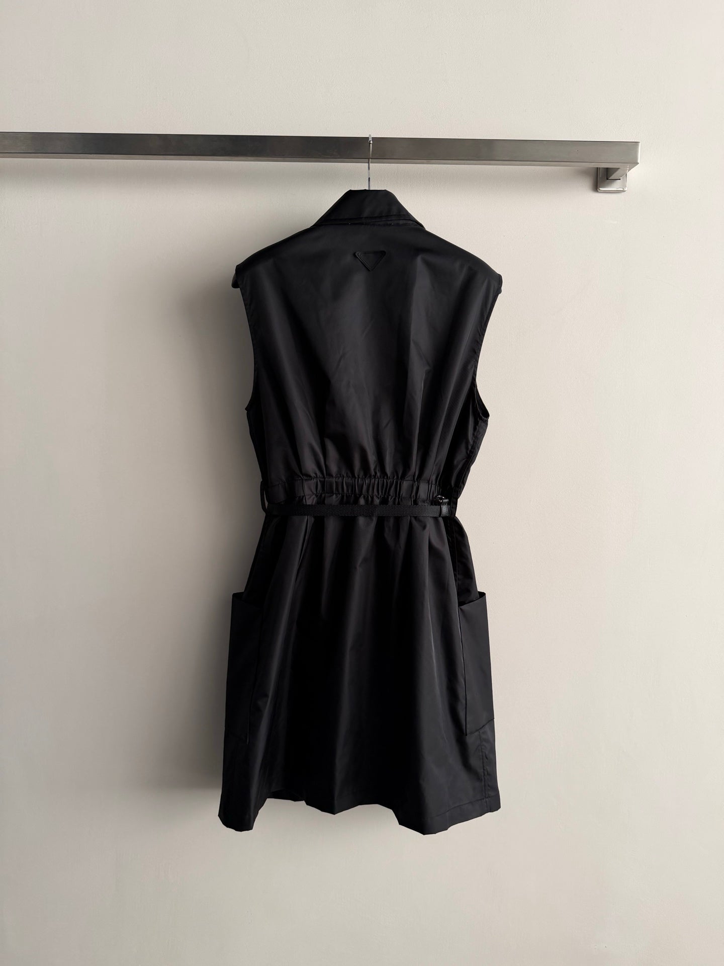 26 NEW sleeveless dress