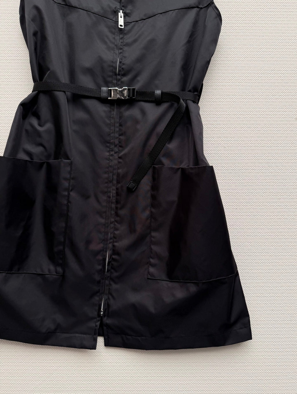 26 NEW sleeveless dress