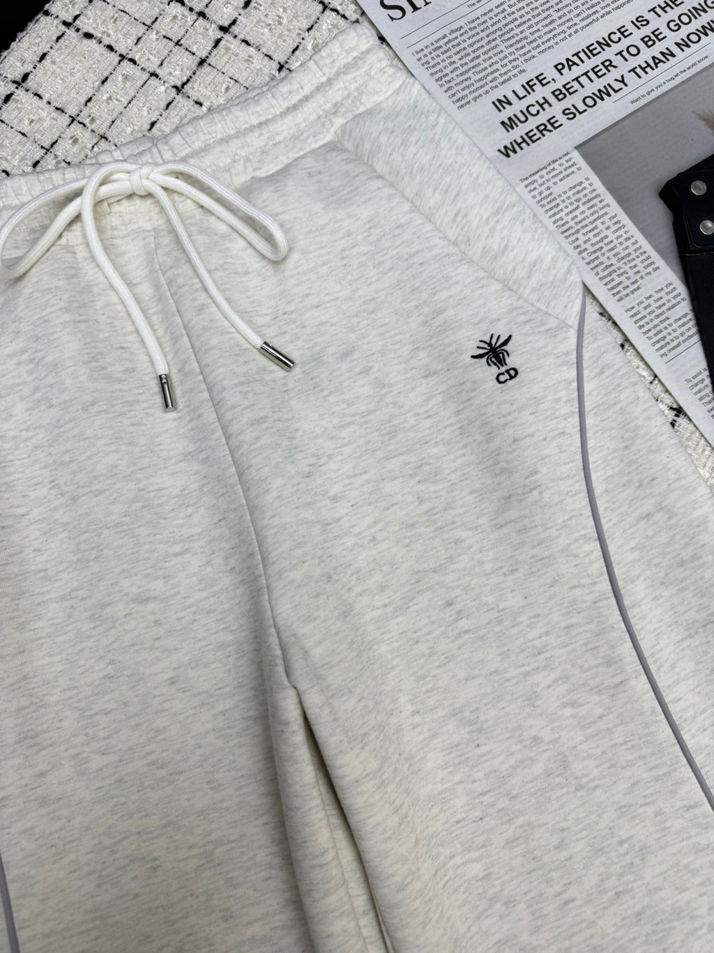Hooded jacket + elastic waist casual pants
