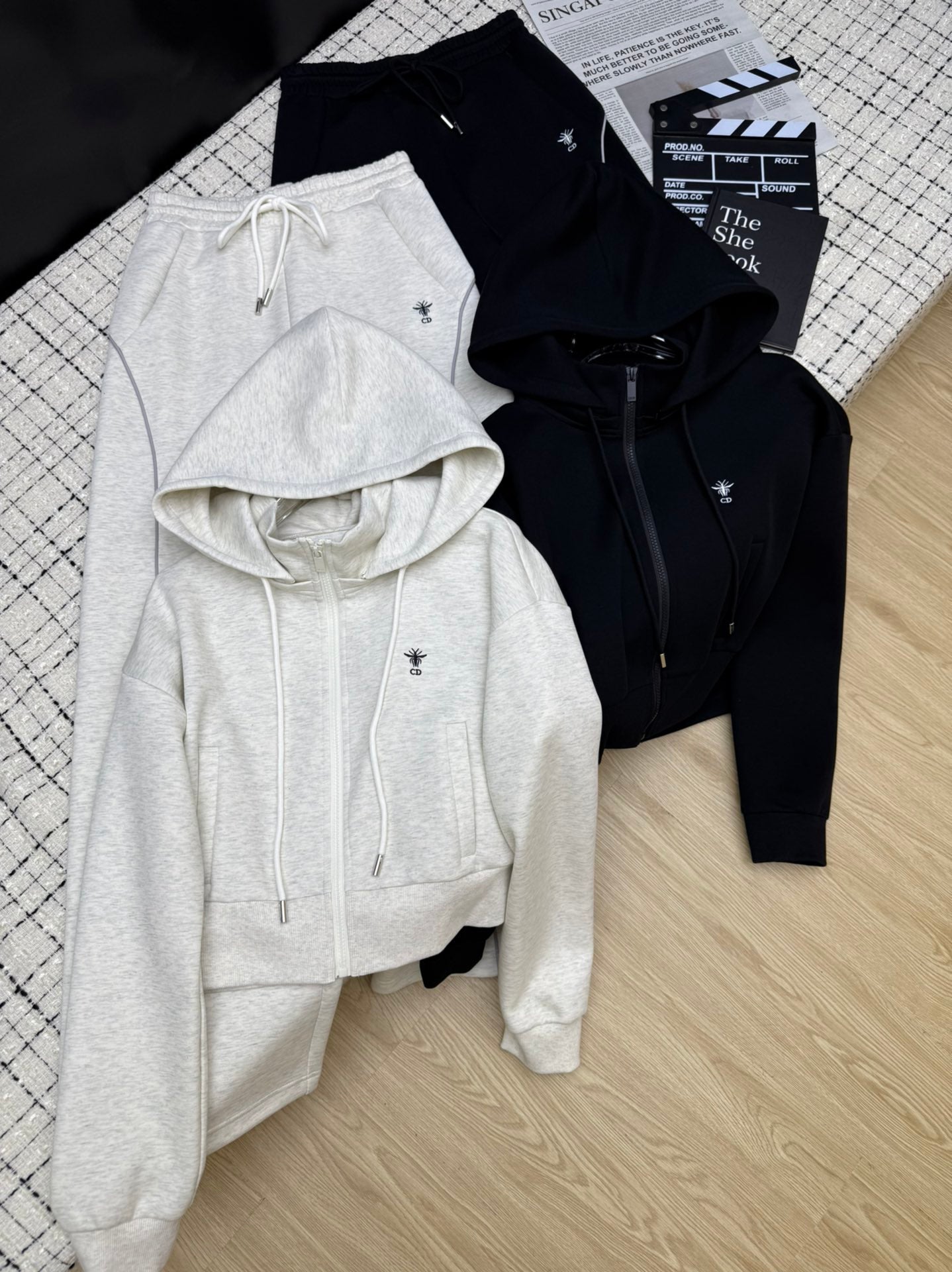 Hooded jacket + elastic waist casual pants