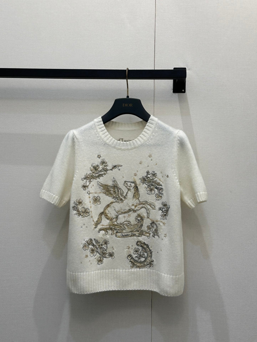 26NEW Lunar New Year Pegasus Embroidered Knit Short-Sleeve