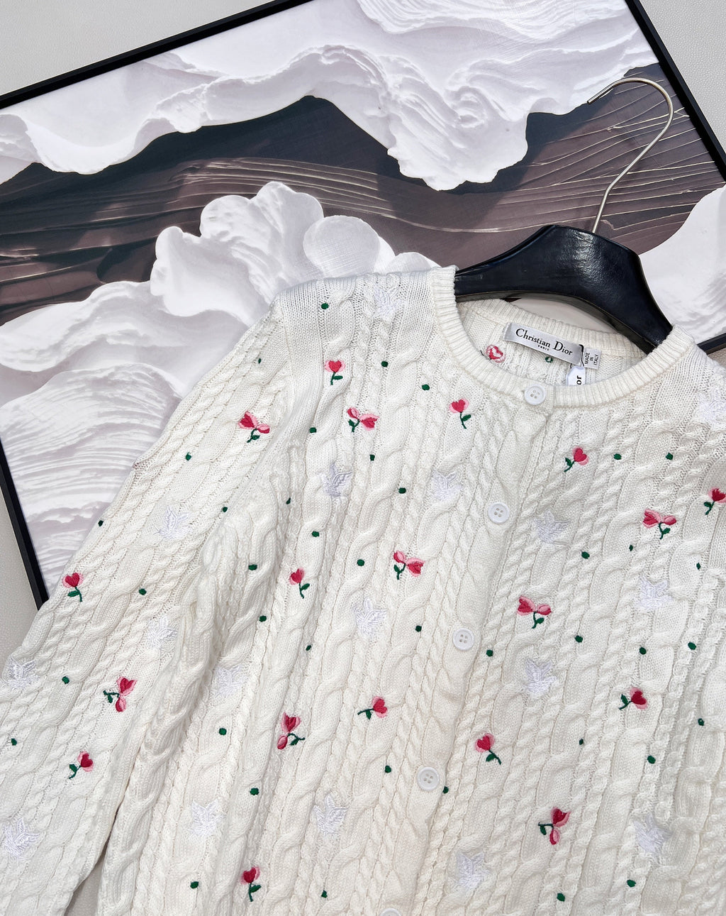 26NEW Round Neck Rose Floral Knit Cardigan