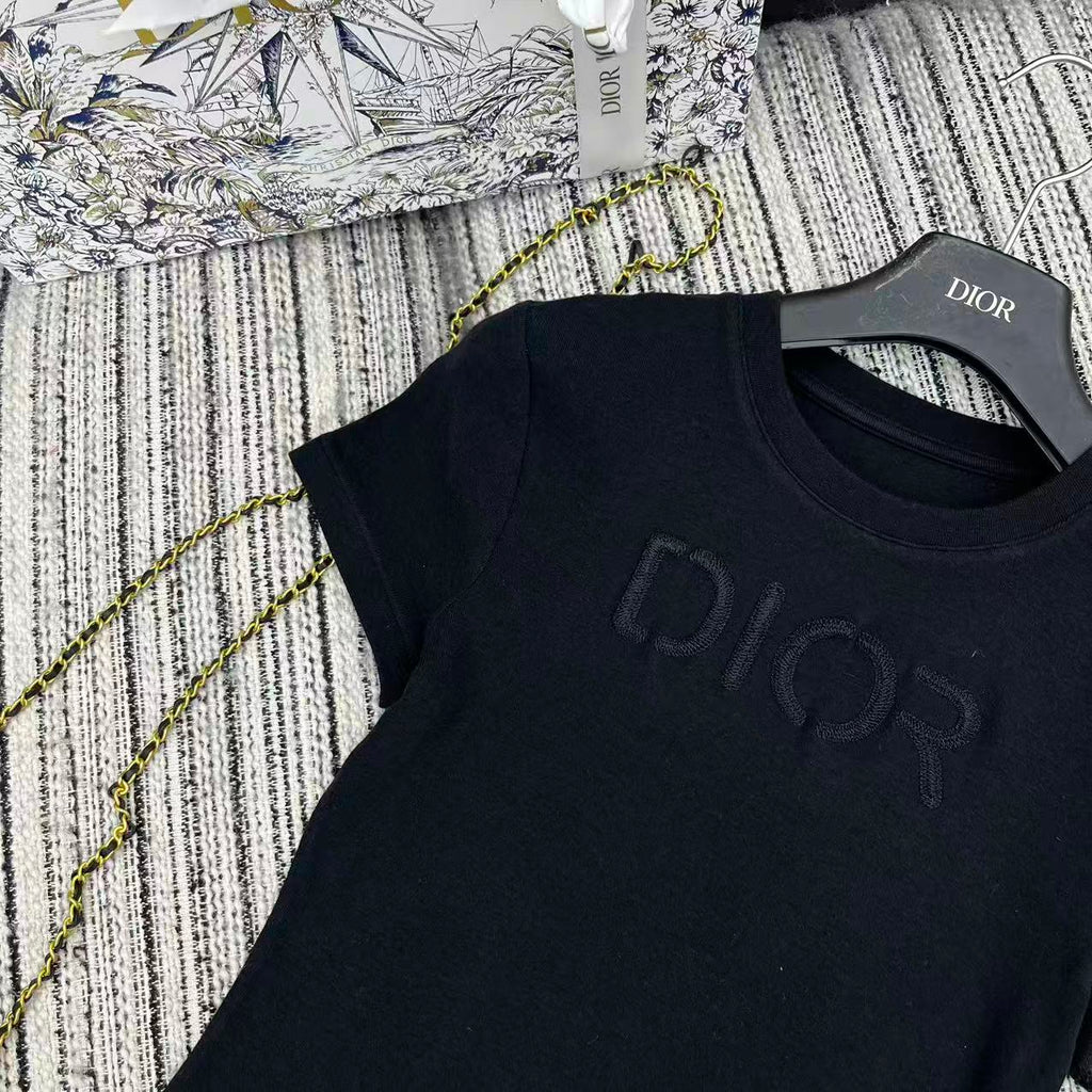26NEW Embroidered Letter Crew Neck Short Sleeve T-Shirt