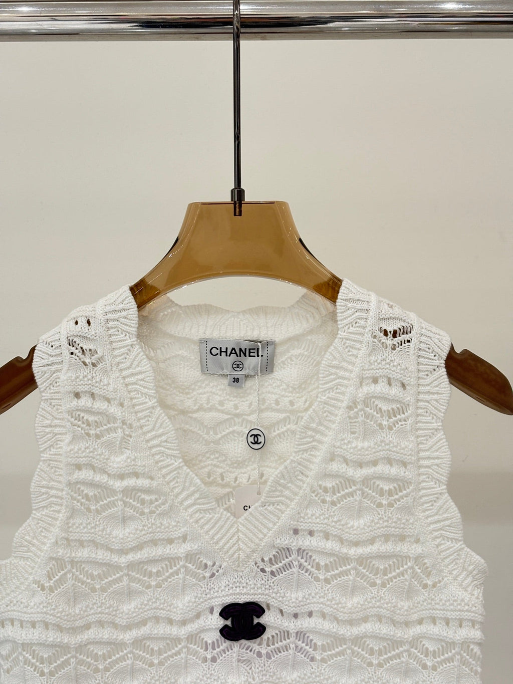 26NEW V-neck 3D jacquard openwork pattern simple casual knitted vest