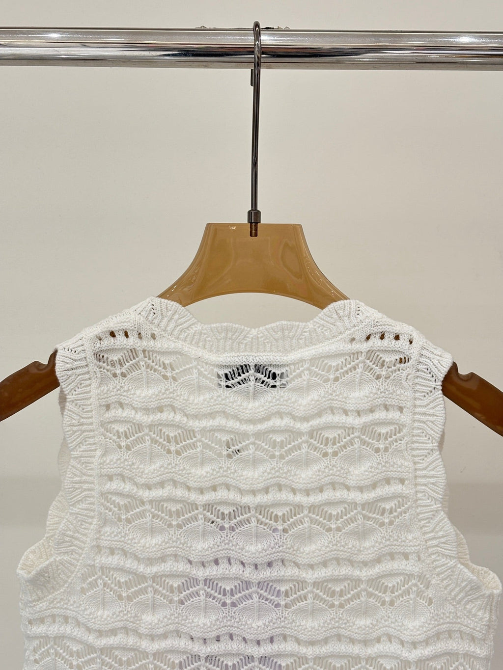 26NEW V-neck 3D jacquard openwork pattern simple casual knitted vest