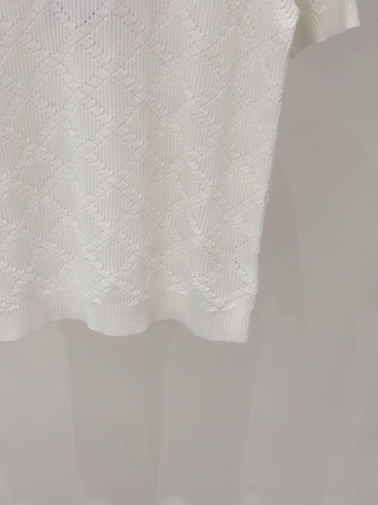 26NEW Crew Neck Hollow-Out Pattern Knit Short Sleeve
