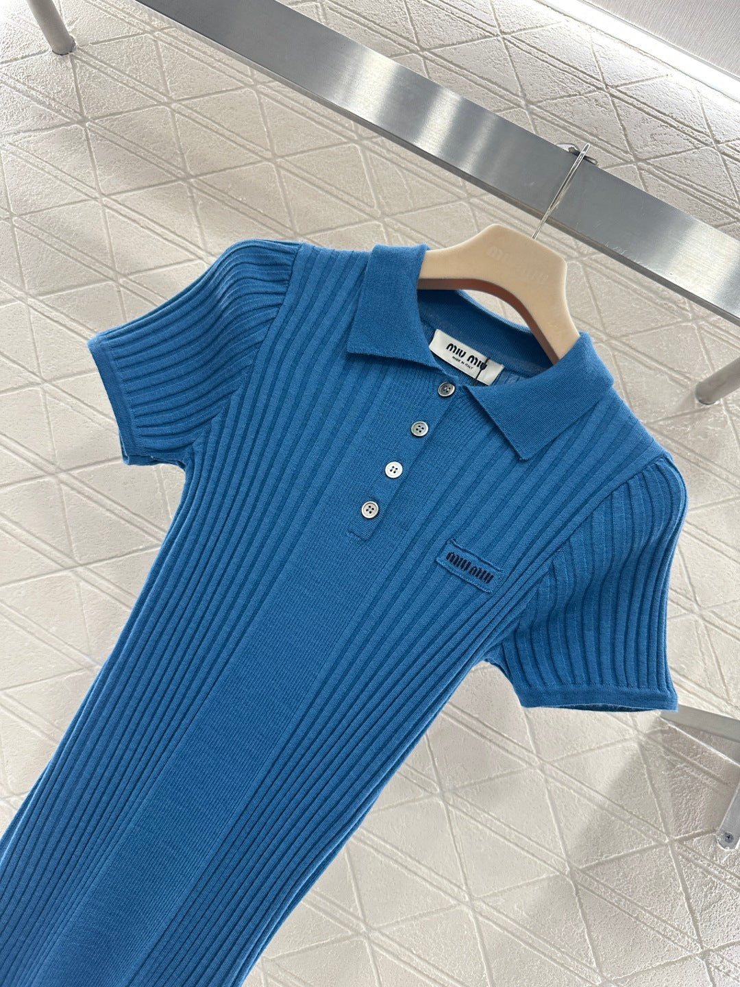26NEW Collared Half-Open Placket Ribbed Short-Sleeve Knit