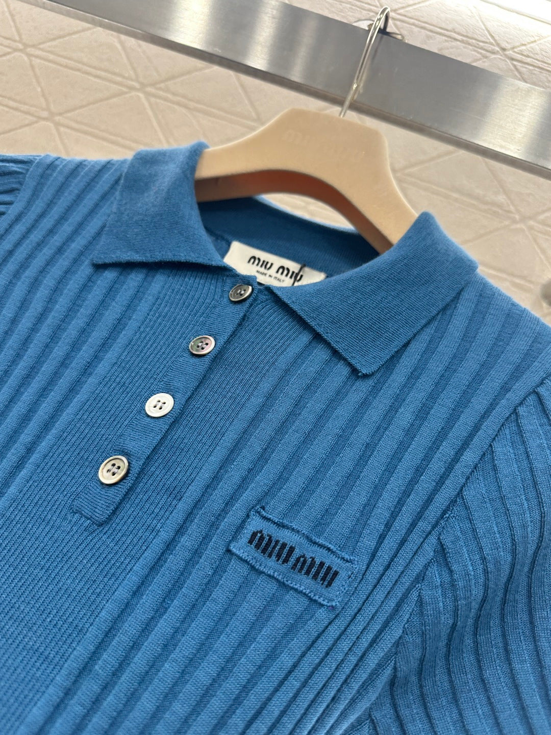 26NEW Collared Half-Open Placket Ribbed Short-Sleeve Knit