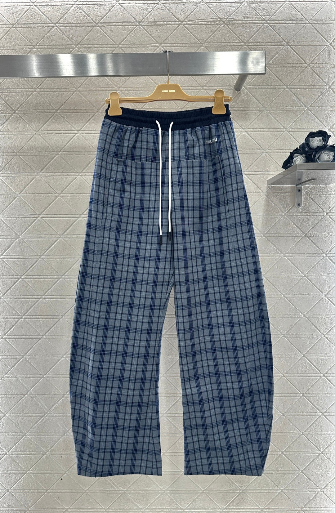 26NEW drawstring plaid curved trousers