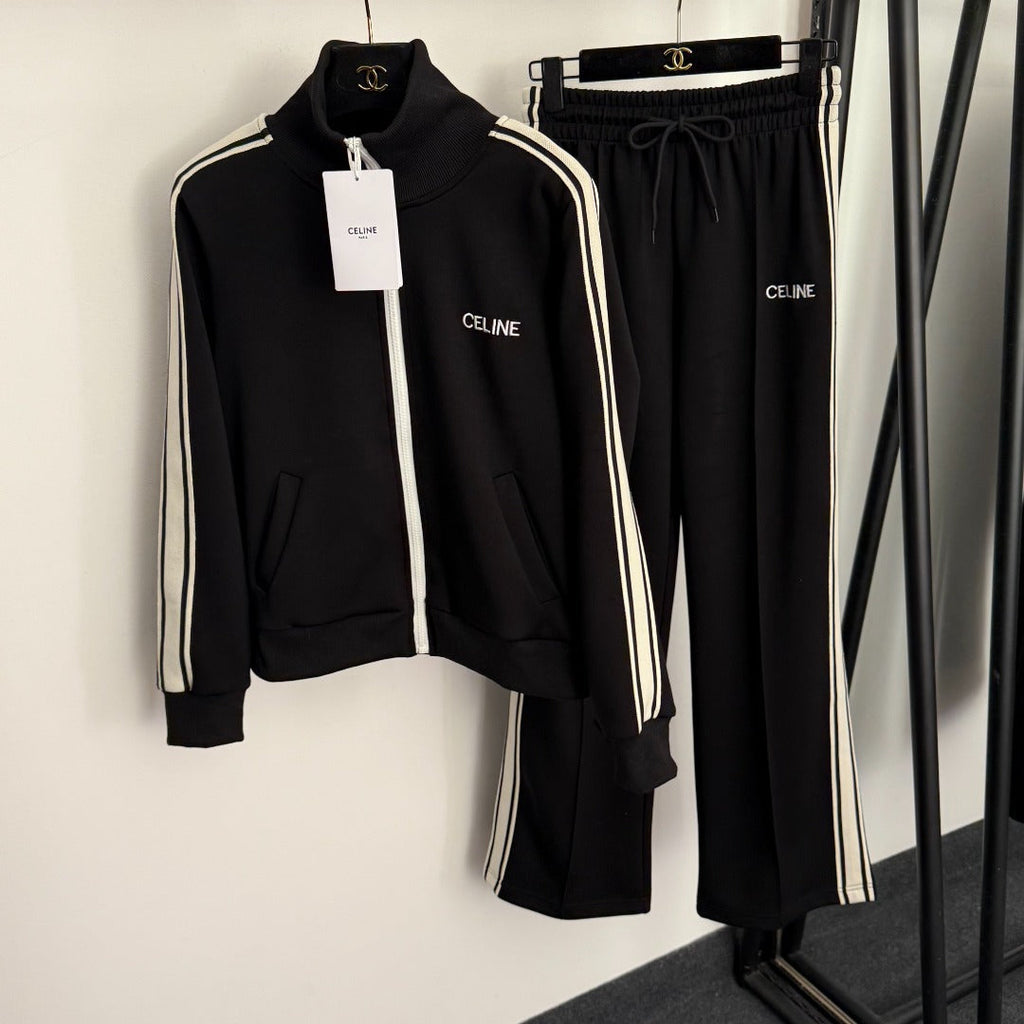 26 New Sports Suit