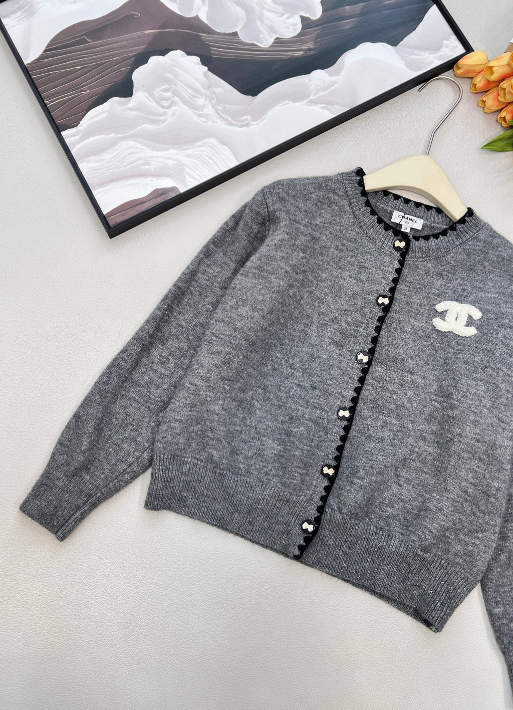 26NEW Crew Neck Cardigan