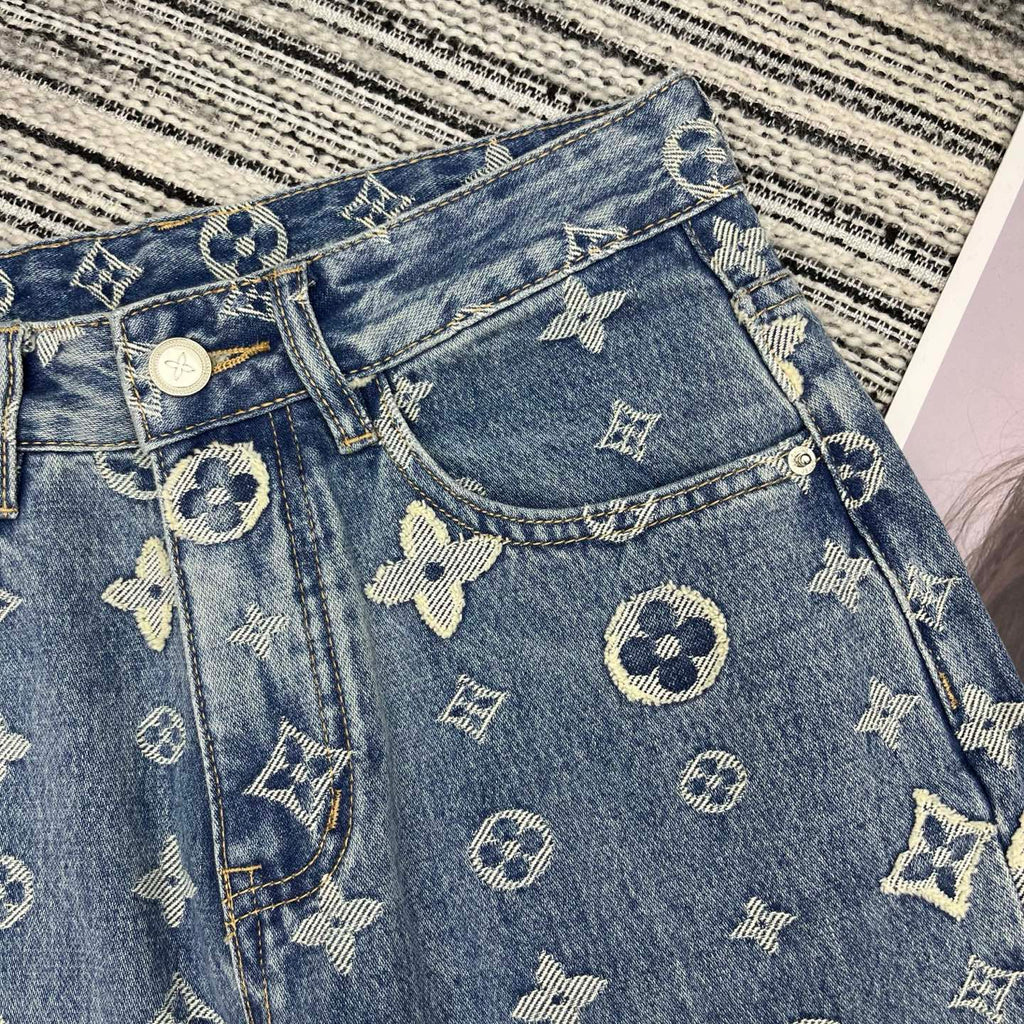 26NEW Letter Jacquard Straight Leg Jeans