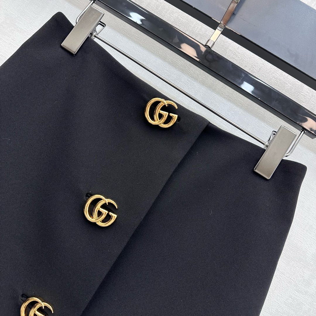 26NEW Collared Logo Short Jacket + High-Waisted Logo Button Skirt